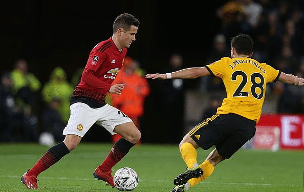 她始终保持 她始终保持